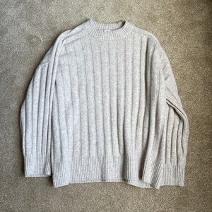 H & M beige knit sweater